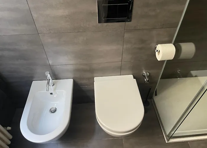 Charming - Downtown In The Pedestrian Area With 2 Double Bedrooms And 2 Complete Bathrooms A Spacious Living And Full Equipped Kitchen 아파트